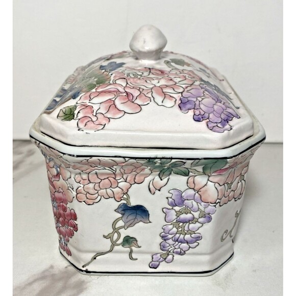 Andrea By Sadek Hand Painted Flowers Porcelain Box With Lid Made In China - Picture 2 of 11